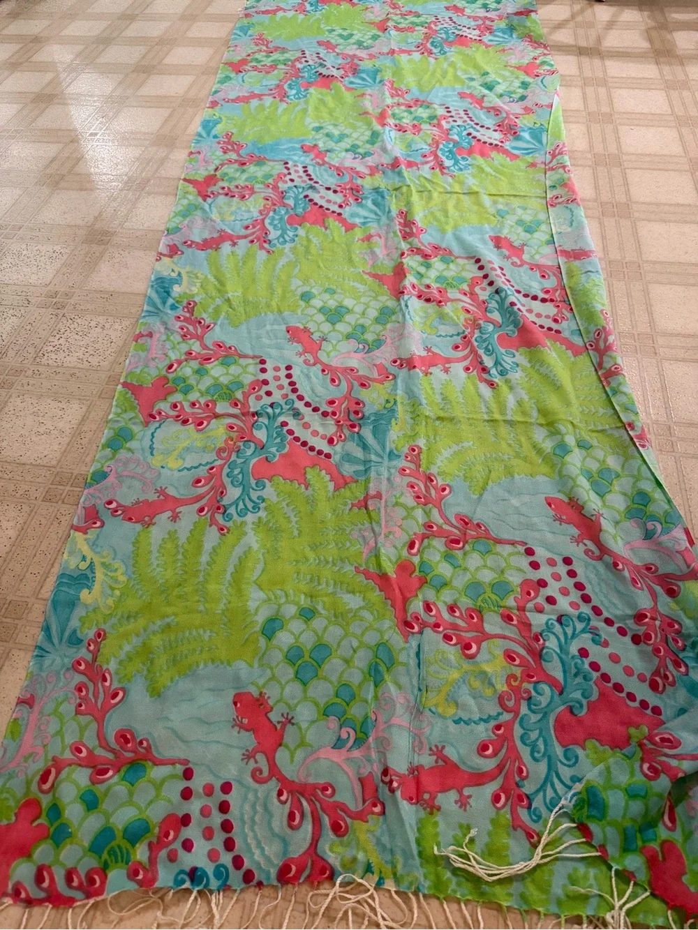 Lilly Pulitzer Murfee Scarf Cashmere Checking In Gecko Print